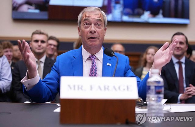 3일 미 하원에서 발언하는 패라지 대표