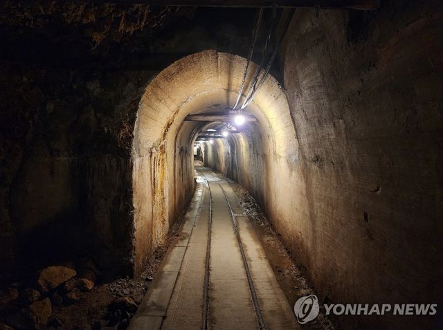 조선인 강제노역이 있었던 사도광산 '도유갱' 내부