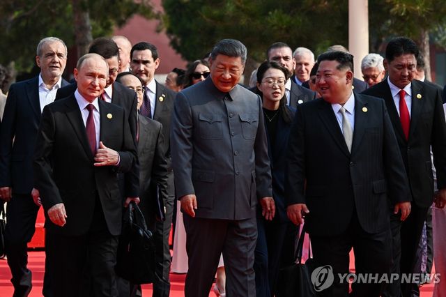 푸틴, 시진핑, 김정은