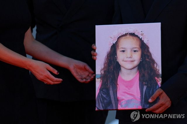 2024년 1월 이스라엘군 공격으로 숨진 힌드 라잡의 사진