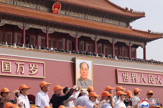 김정은, 중국 전승절 80주년 열병식 참석