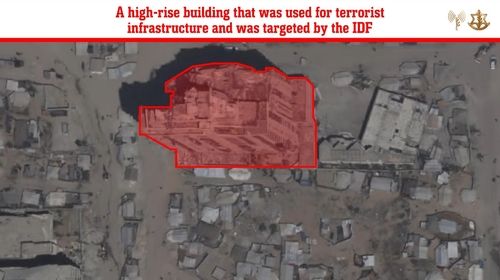 5일(현지시간) 공습 표적이 된 가자시티의 고층 건물
