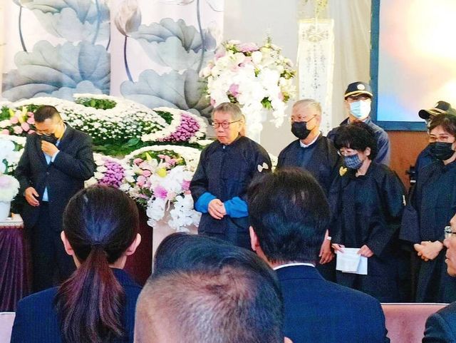 부친 장례식 참석한 커원저 전 대만 제2야당 국민당 주석 