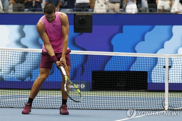 알카라스의 골프 세리머니