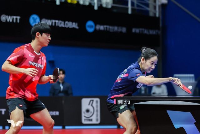WTT 컨텐더 알마티 혼합복식 경기에 나선 박강현(왼쪽)과 유시우