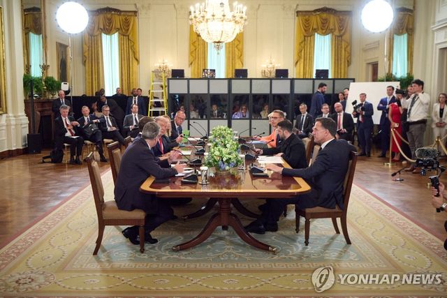 8월 18일 백악관 미·유럽·우크라 정상 회의