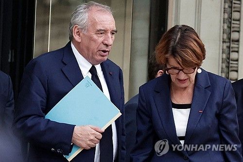 물러나게 된 프랑수아 바이루 프랑스 총리