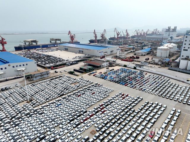 중국 동부 장쑤성 롄윈강시의 수출항