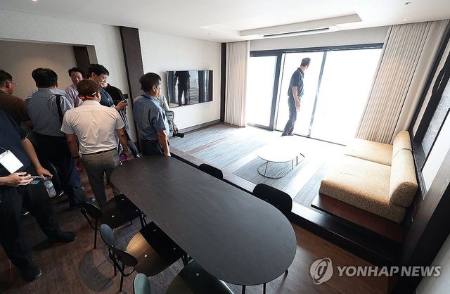 'VIP 모셔라'…경주 APEC 앞두고 분주한 호텔