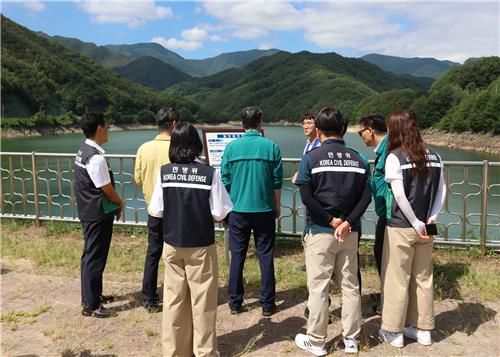 달방댐 상수원 점검 나선 동해시