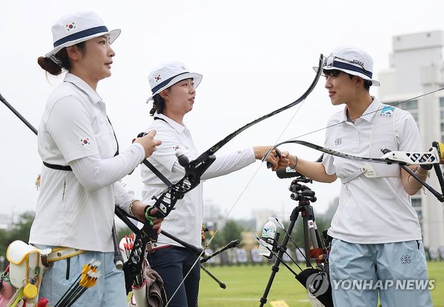 단체전 결승 진출 무산된 한국 양궁 여자 대표팀