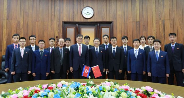 4일 북한 주재 중국대사관에서 열린 북한 유학생 좌담회