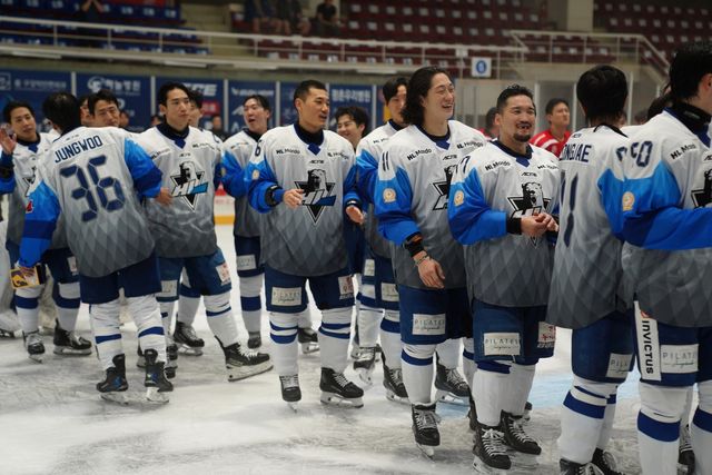 코리아 아이스하키 우승을 차지한 HL 안양