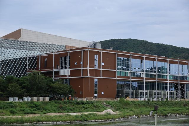 막바지 공사 중인 국제미디어센터