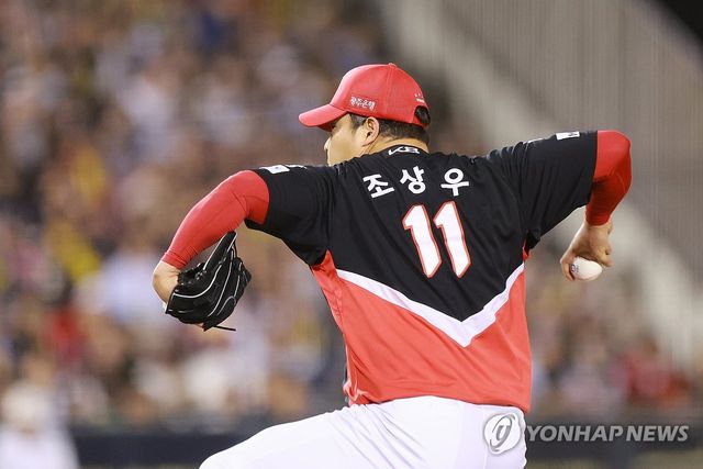 8회말 교체 투입된 KIA 조상우