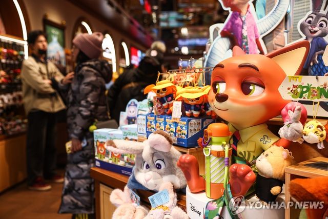 중국 베이징의 한 상점에 진열된 '주토피아2' 장난감