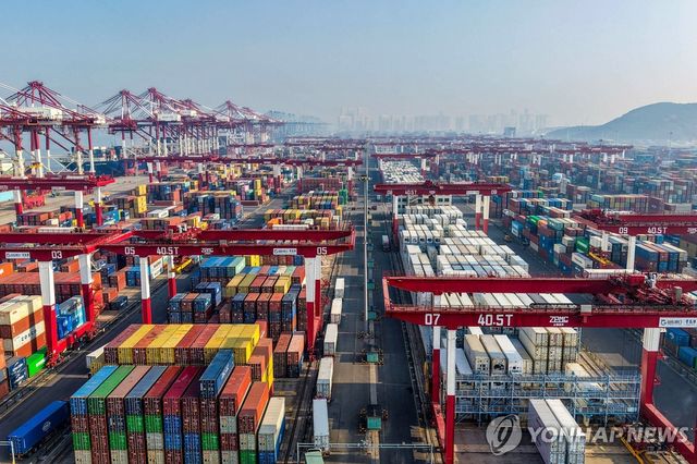 중국 칭다오 항구