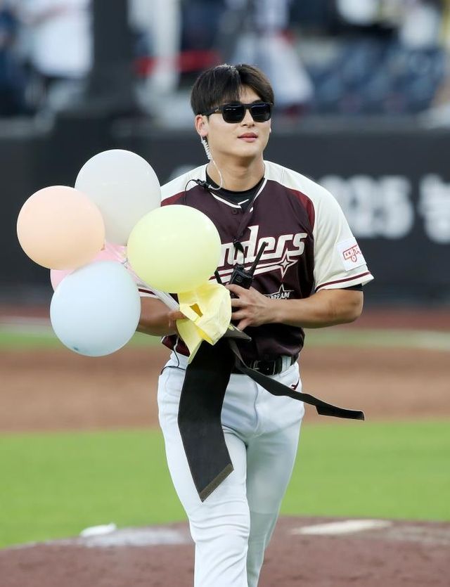 올스타전에서 퍼포먼스 하는 조병현