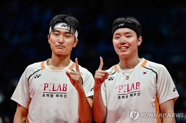 남자복식 김원호·서승재(좌측부터)