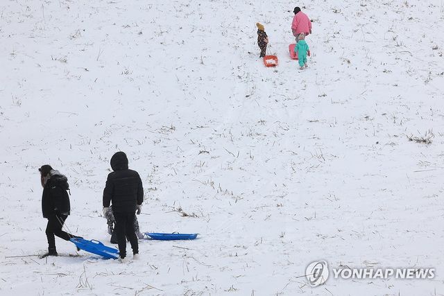 썰매타기 좋은 날