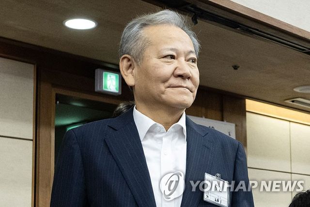 공판 출석하는 이상민 전 장관