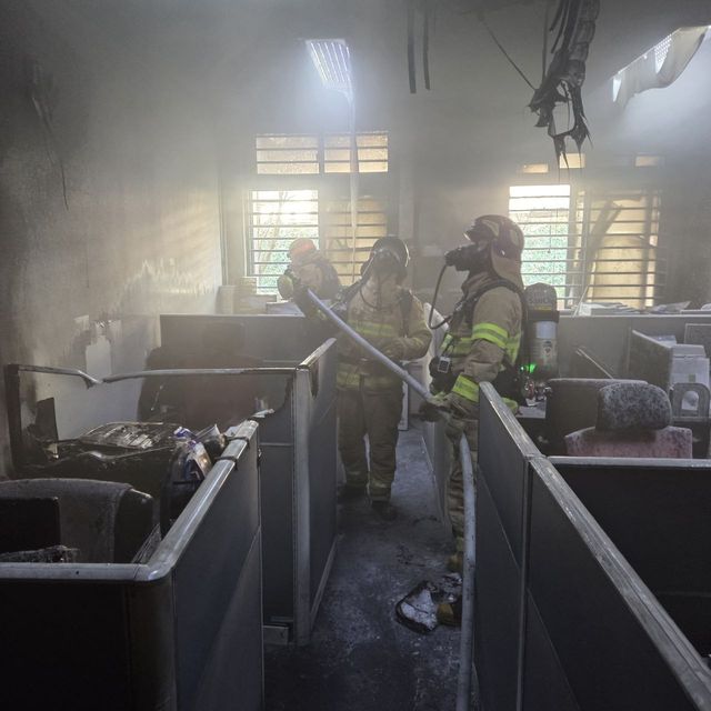 불이 난 전북대 인문대 연구실