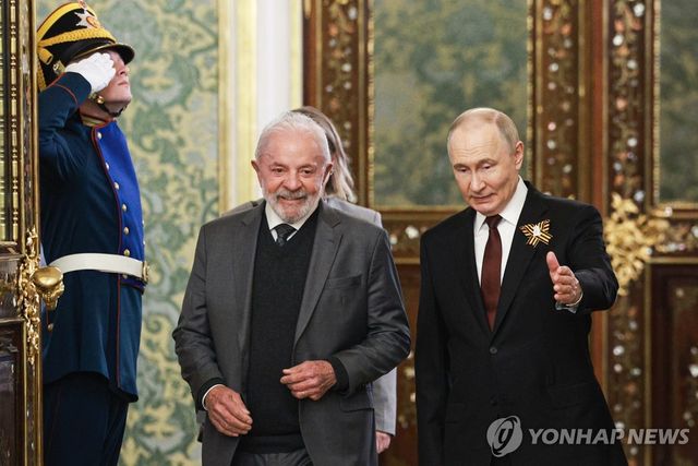 블라디미르 푸틴 러시아 대통령과 루이스 이나시우 룰라 다시우바 브라질 대통령