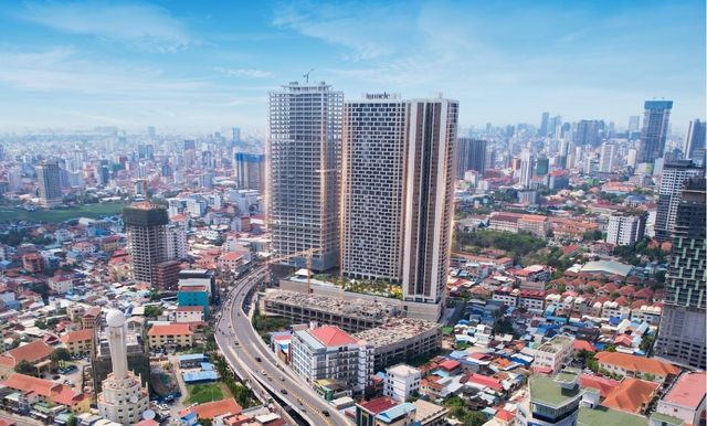 캄보디아 프린스그룹이 프놈펜에 지은 고급 주상복합 단지 '피너클 레지던스'