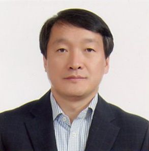 이강덕 관훈클럽정신영기금 이사장