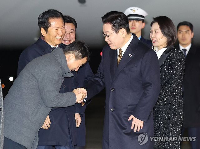 이재명 대통령 귀국