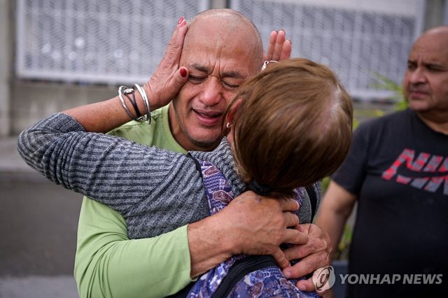 14일(현지시간) 석방된 베네수엘라 언론인 루이스 에두아르도 로페스 토레스