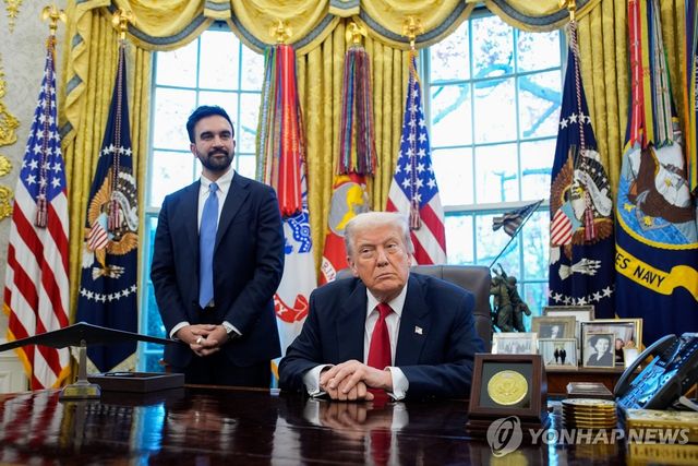 도널드 트럼프 미국 대통령(우측)과 조란 맘다니 뉴욕시장(좌측)