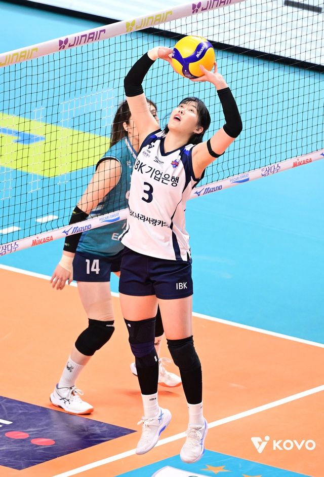 팀 승리에 결정적인 활약을 펼친 IBK기업은행 세터 박은서