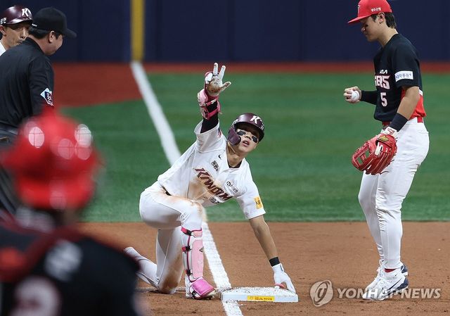 울산에 합류하게 된 변상권(왼쪽)