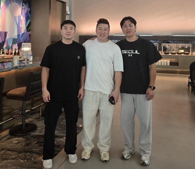 조기 전지훈련 출국한 삼성 류지혁, 최형우, 강민호(왼쪽부터)