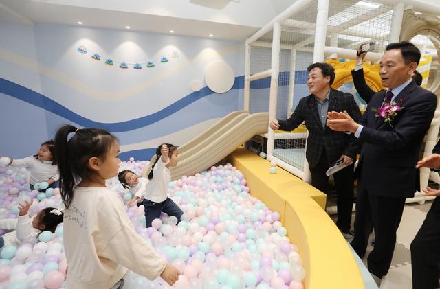 지난달 서울형 키즈카페 대치1동점 개관식