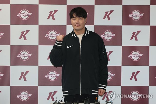 코치로 돌아온 박병호