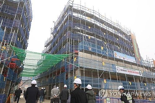 모습 드러낸 신축 전주실내체육관