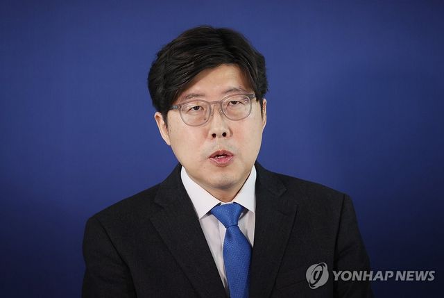 조국혁신당 입당한 이규원 검사