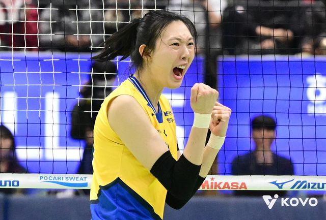 득점 후 기뻐하는 현대건설의 양효진