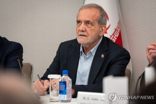 마수드 페제시키안 이란 대통령