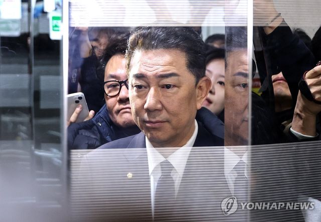 김병기, "재심 신청 않고 떠나겠다"