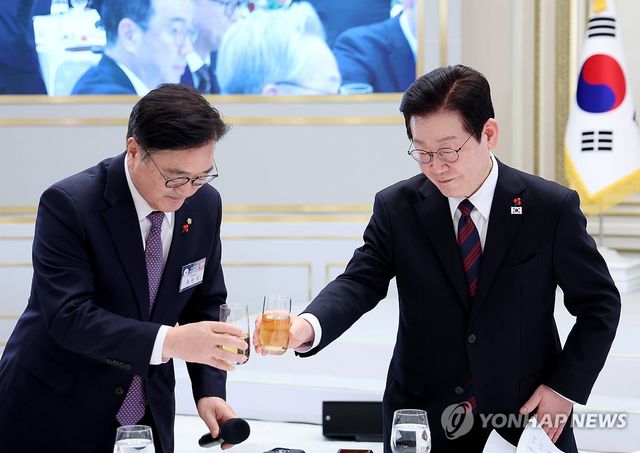 건배하는 이재명 대통령과 우원식 국회의장