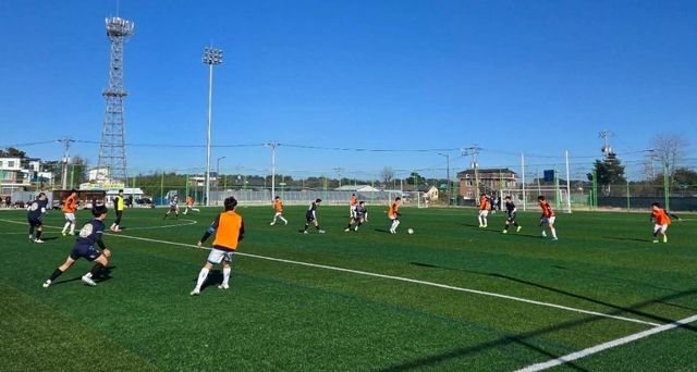 강릉에서 열리고 있는 동계 스토브리그