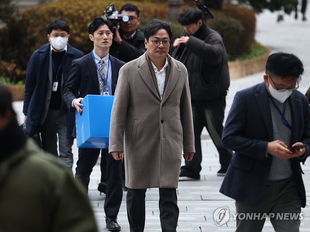 수사 나선 안권섭 특별검사팀