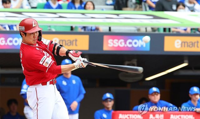 최정 1타점 적시타