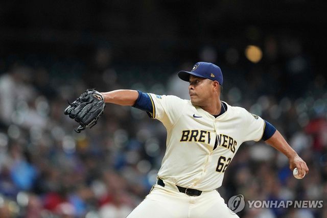 왼손투수 호세 킨타나