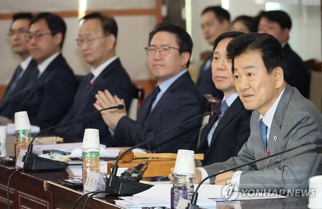 정동영 장관, 남북교류협력추진협의회 주재