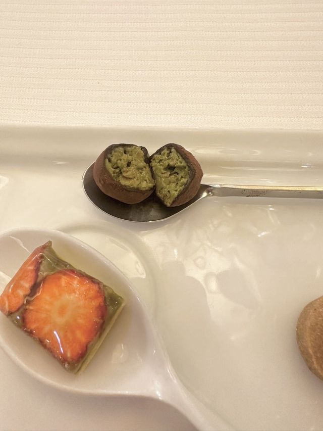 롯데호텔 서울의 피에르 가니에르 서울 디저트