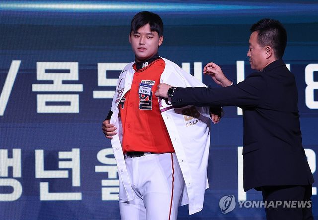 '박석민 아들' 북일고 박준현, 신인드래프트 전체 1순위 키움행